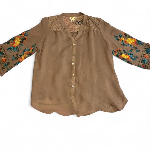 Fig and flower medium embroidered womens blouse - Picture 1 of 8
